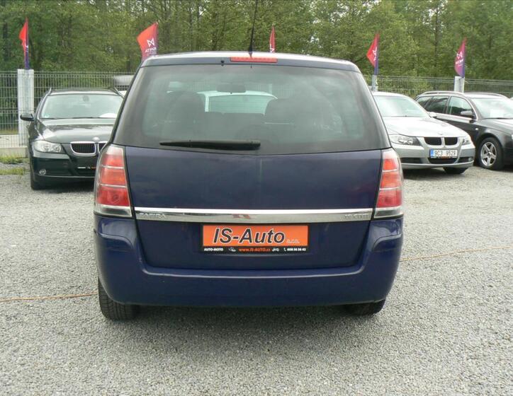 Opel Zafira 5