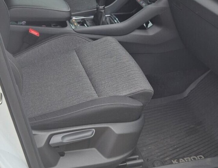 Škoda Karoq SUV 0,0 110 kw
