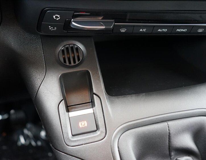 Citroën Berlingo MPV 1,5 l 96 kw