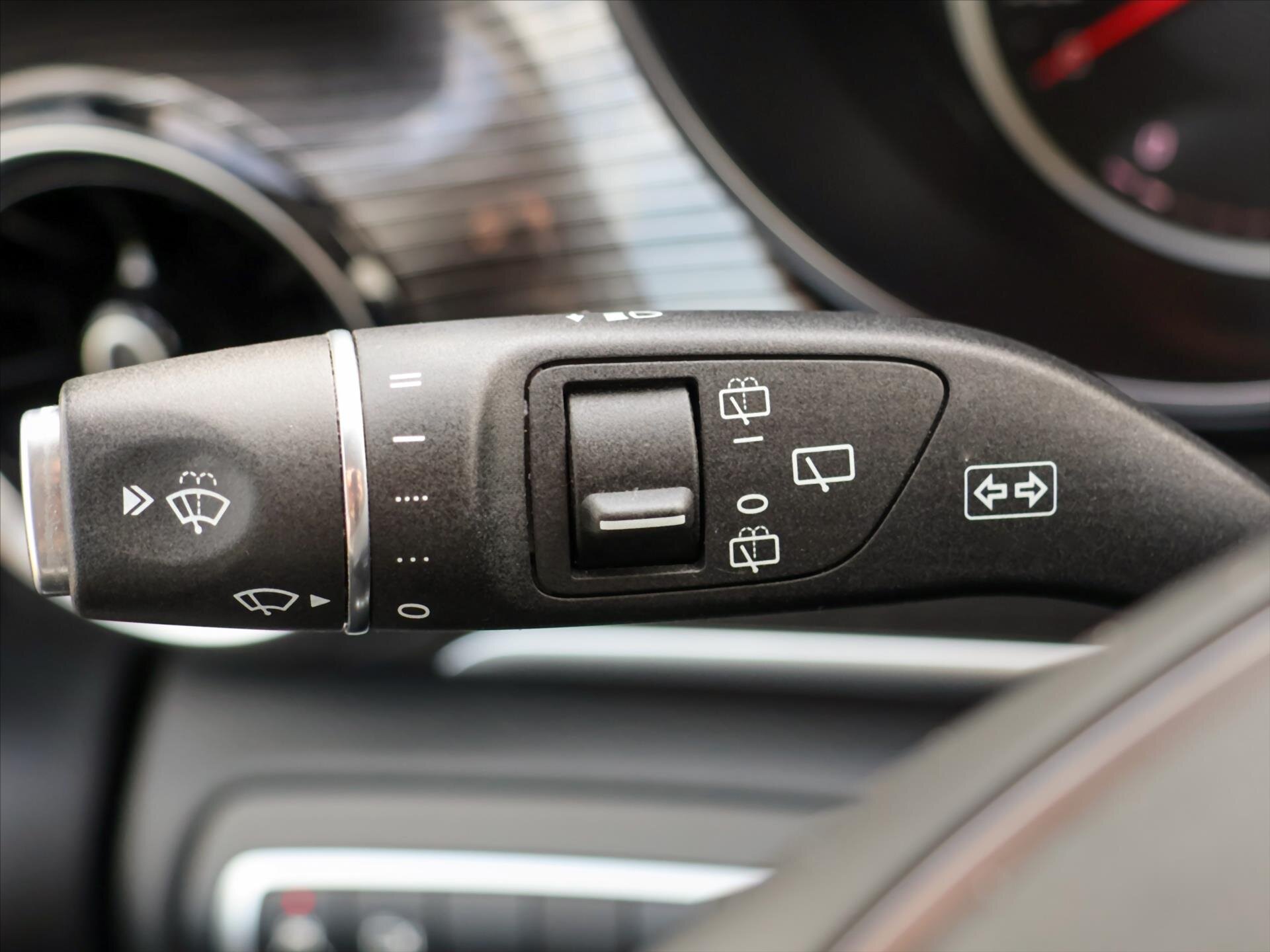 Mercedes-Benz Třídy V Kombi 2,0 l 174 kw