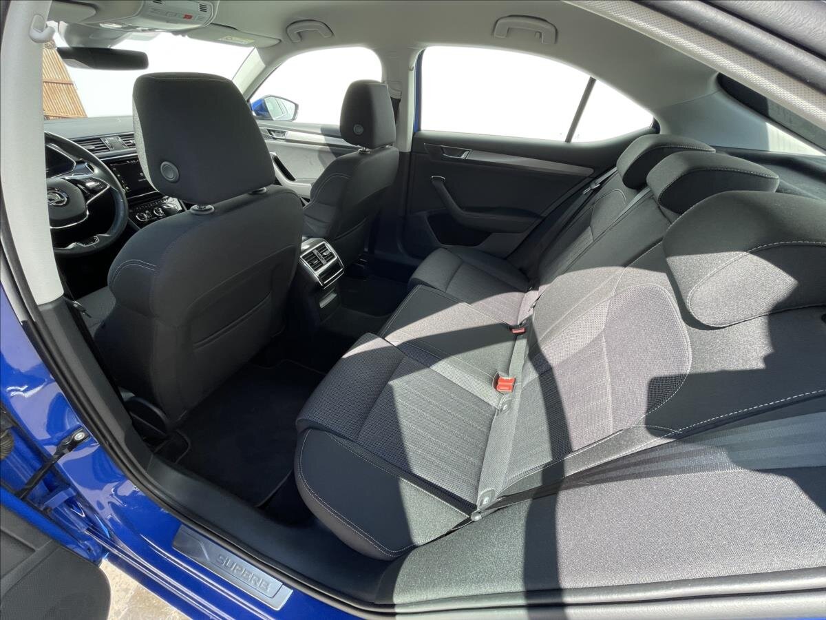 Škoda Superb Liftback 1,5 l 110 kw