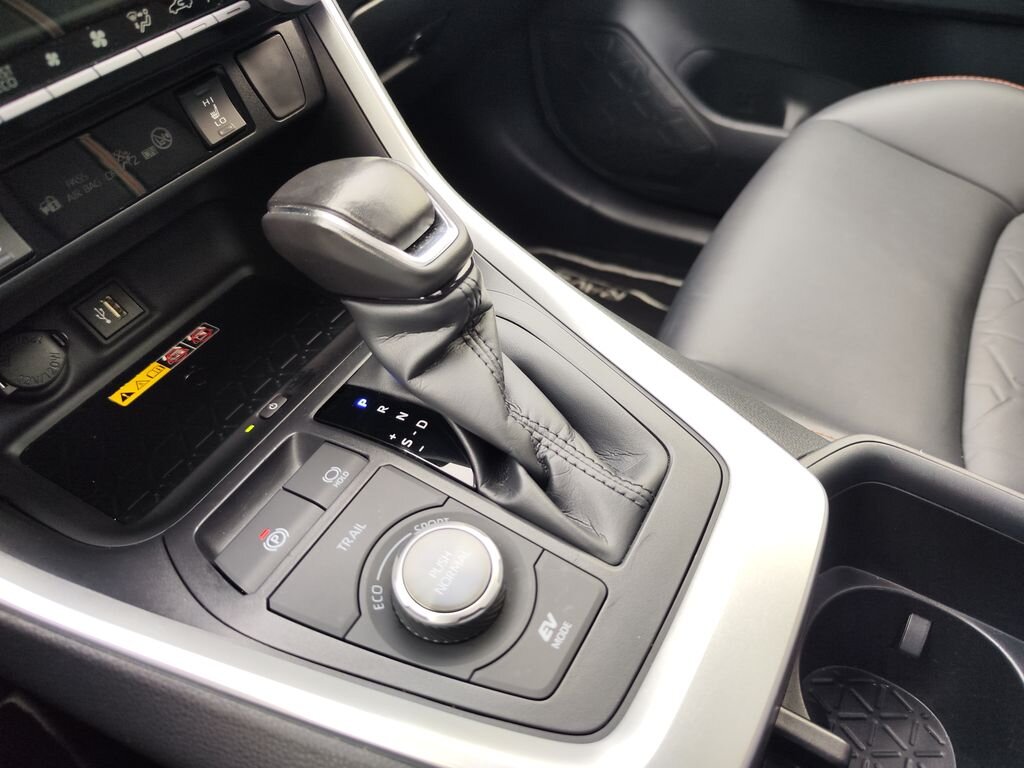 Toyota RAV4 Kombi 2,5 l 131 kw