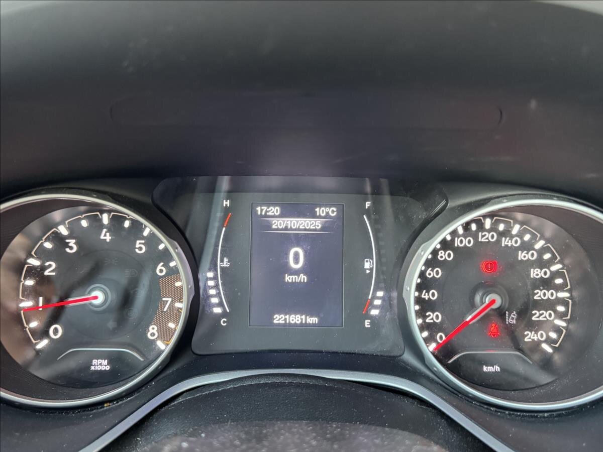 Jeep Compass SUV / Terénní 1,4 l 103 kw