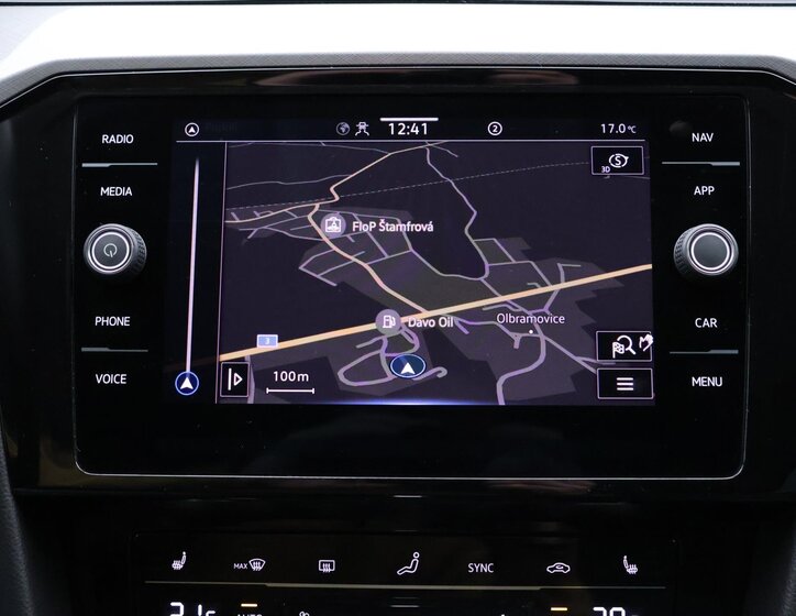 Volkswagen Passat Kombi 2,0 l 147 kw