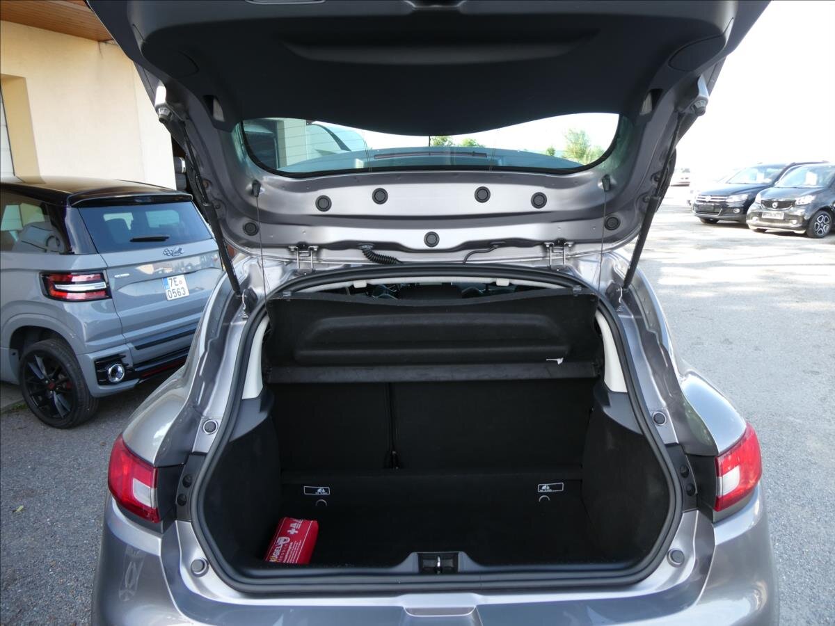 Renault Clio Hatchback 898,0 66 kw