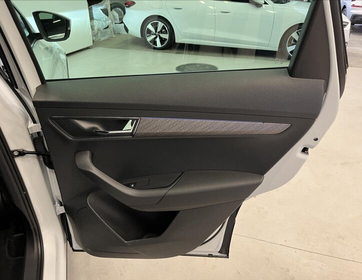 Škoda Karoq SUV / Terénní 2,0 l 85 kw