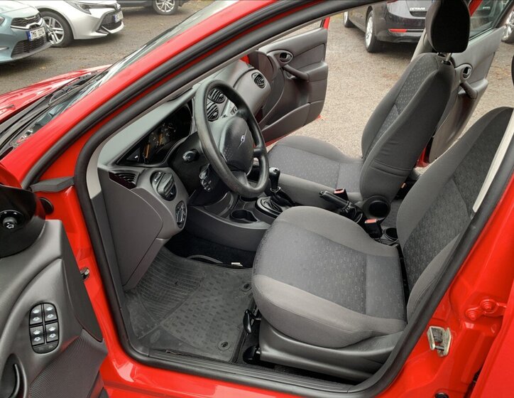 Ford Focus Hatchback 1,6 l 74 kw