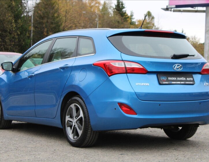 Hyundai i30 Kombi 1,6 l 88 kw