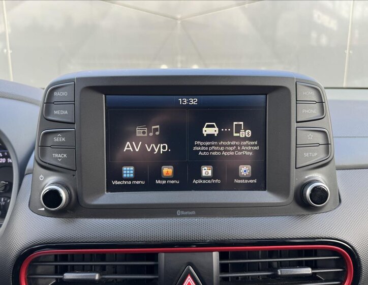 Hyundai Kona SUV / Terénní 1,6 l 130 kw