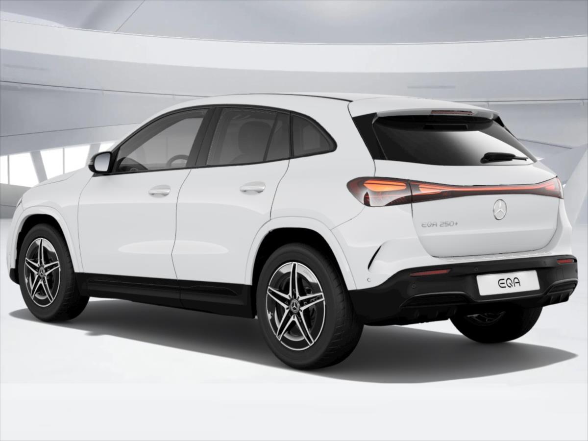 Mercedes-Benz EQA