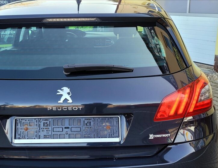 Peugeot 308 Hatchback 1,5 l 75 kw