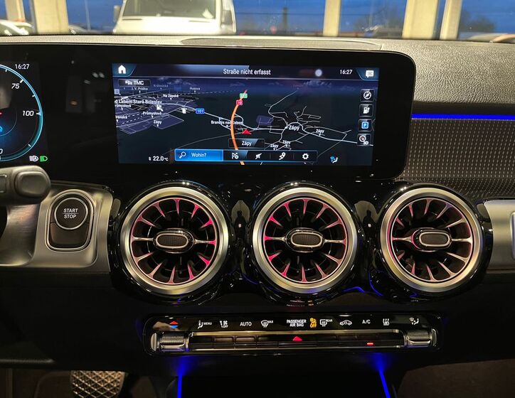 Mercedes-Benz EQB 15