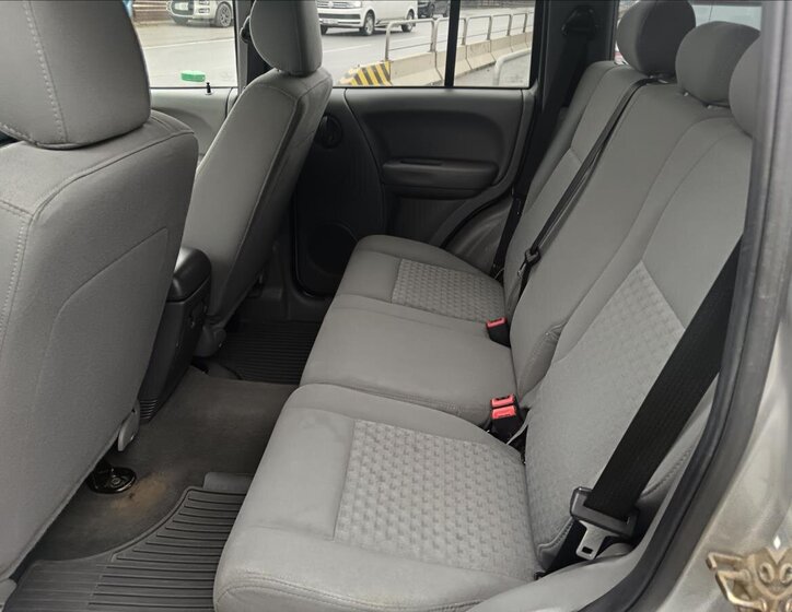 Jeep Cherokee Kombi 2,8 l 120 kw