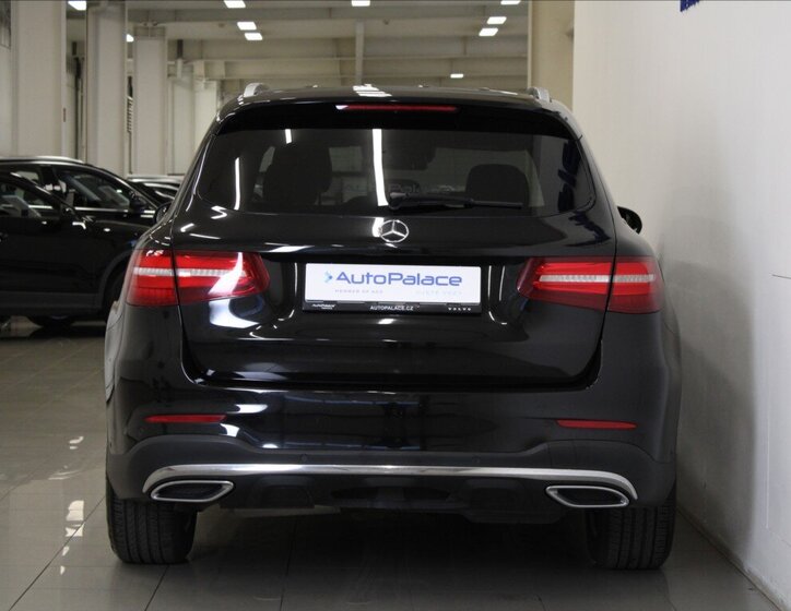 Mercedes-Benz GLC SUV 3,0 l 190 kw