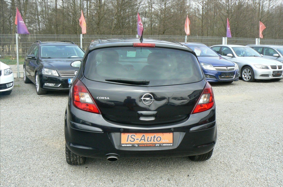 Opel Corsa Hatchback 1,4 l 66 kw