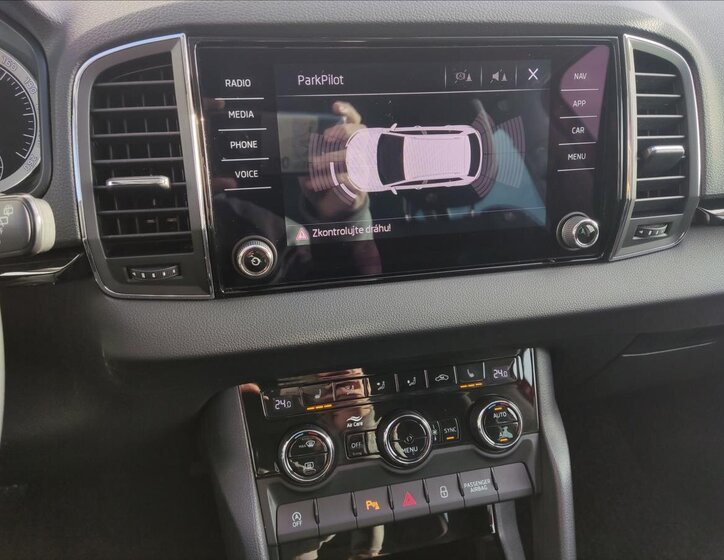 Škoda Karoq SUV / Terénní 999,0 85 kw