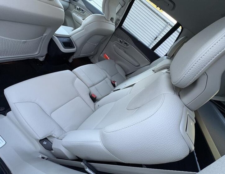 Volvo XC90 SUV 2,0 l 173 kw