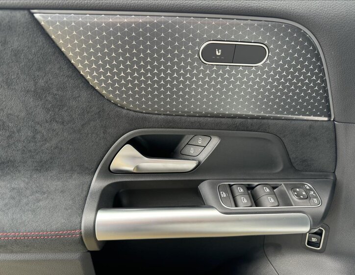 Mercedes-Benz GLA SUV / Terénní 2,0 l 110 kw