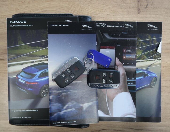 Jaguar F-Pace SUV / Terénní 3,0 l 280 kw