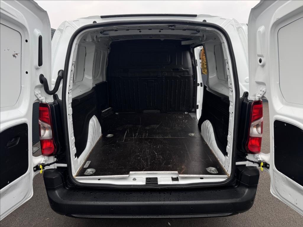 Peugeot Partner Skříň 1,5 l 96 kw