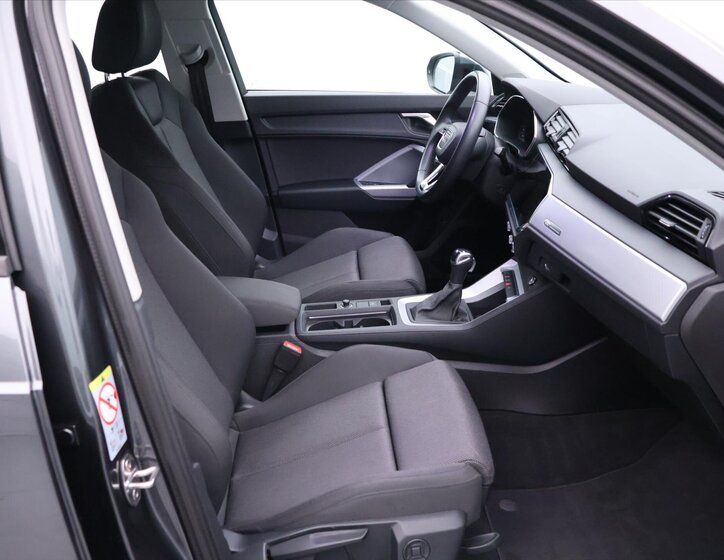 Audi Q3 SUV / Terénní 1,5 l 110 kw