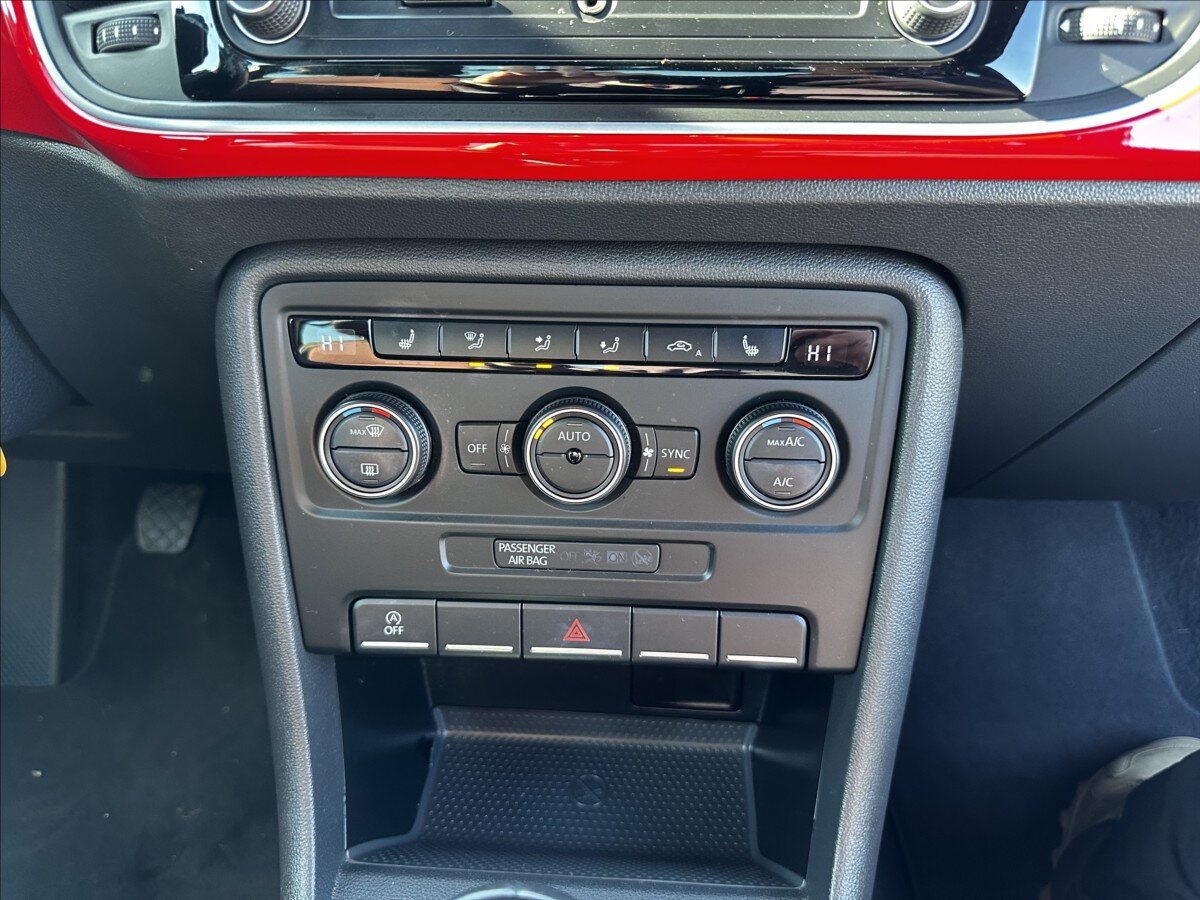 Volkswagen Beetle Hatchback 1,2 l 77 kw