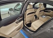 BMW Řada 7 Sedan / Limuzína 3,0 l 195 kw