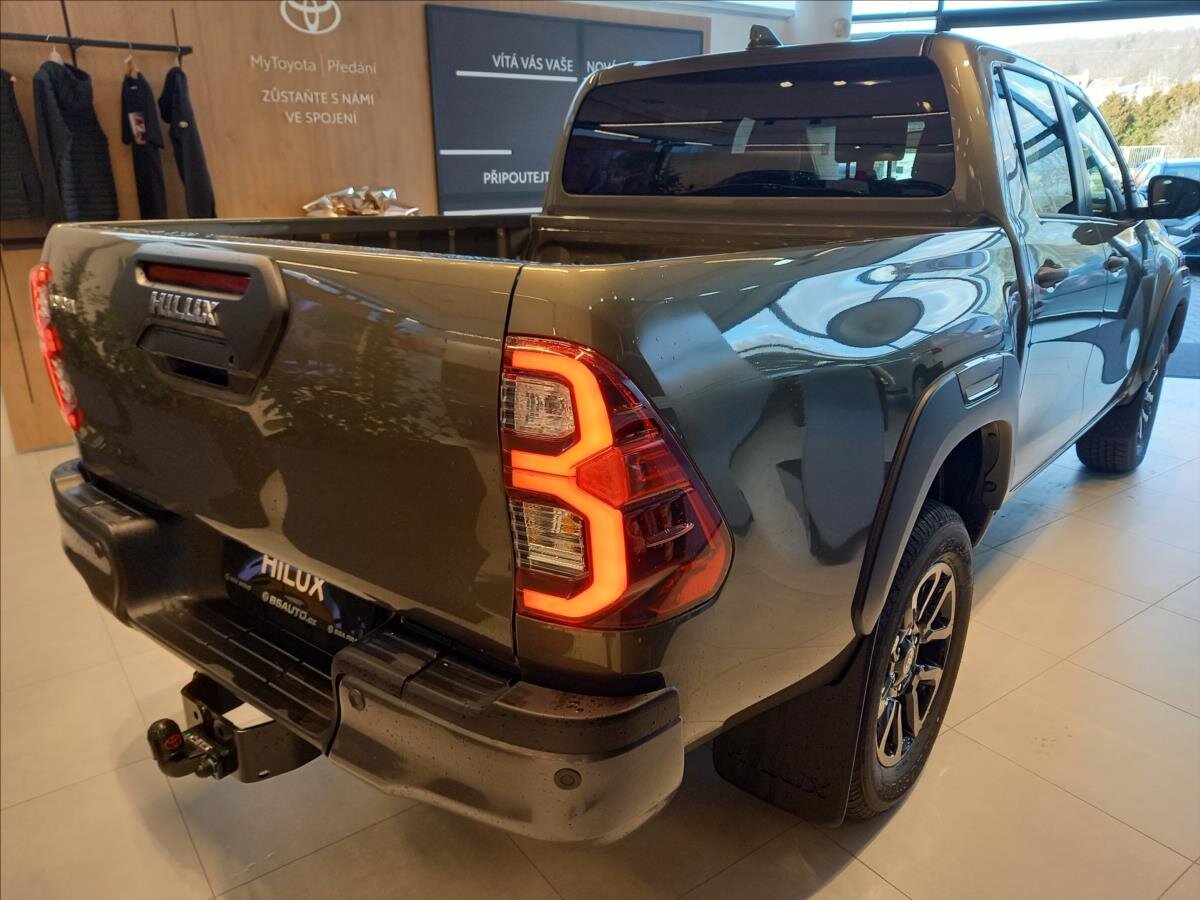 Toyota Hilux Ostatní 2,8 l 150 kw
