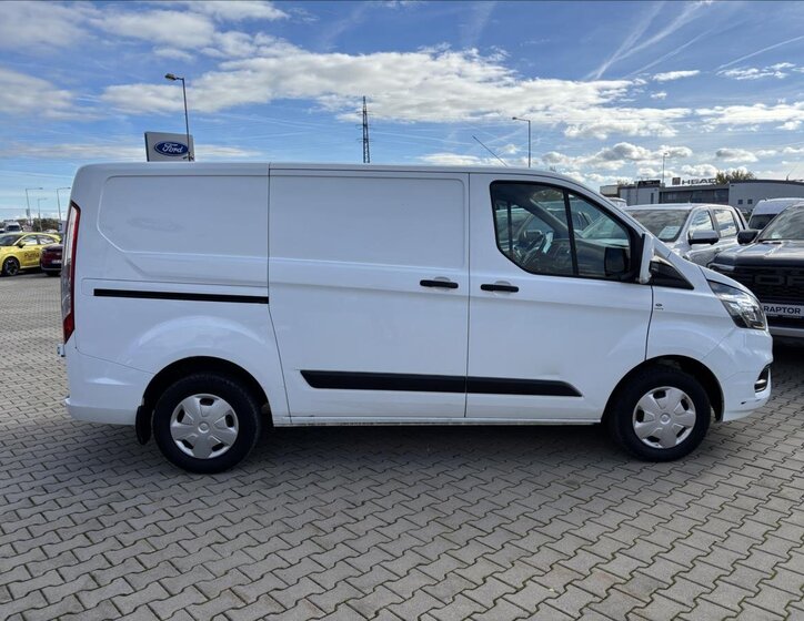 Ford Transit Custom 6