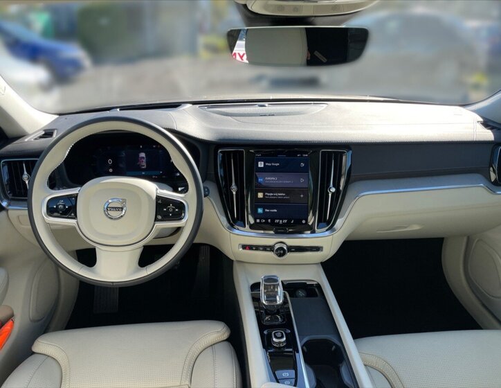 Volvo V60 Kombi 2,0 l 145 kw