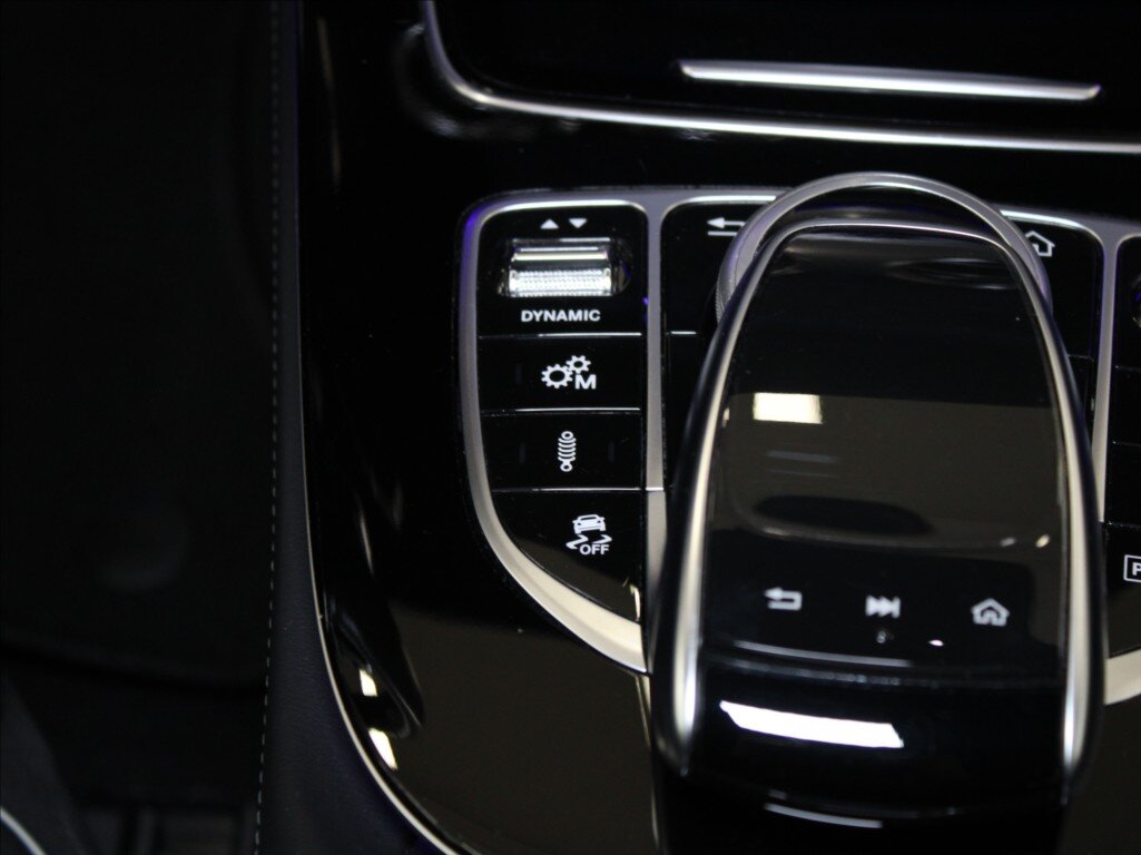 Mercedes-Benz Třídy E Kombi 4,0 l 450 kw