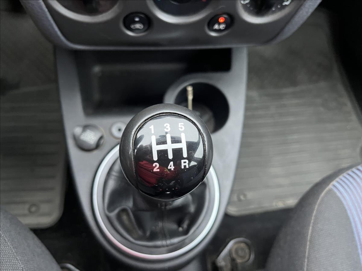 Ford Fusion Kombi 1,4 l 59 kw