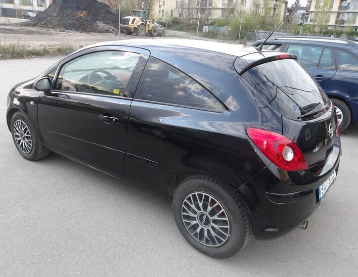 Opel Corsa Hatchback 1,2 l 59 kw