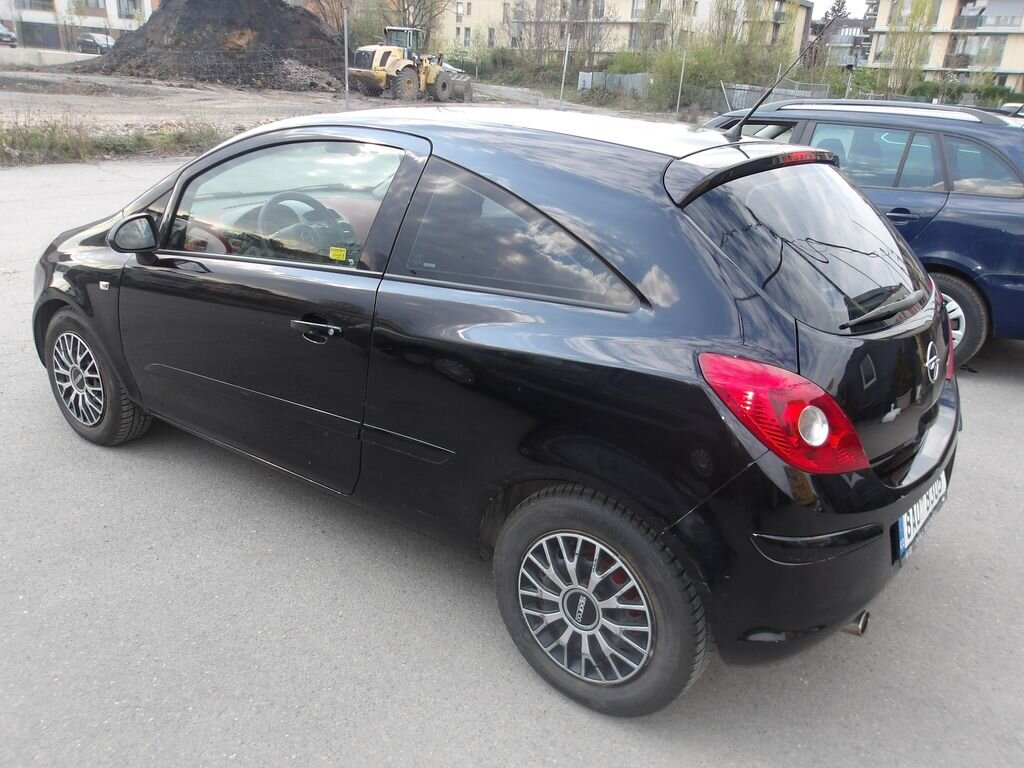 Opel Corsa Hatchback 1,2 l 59 kw