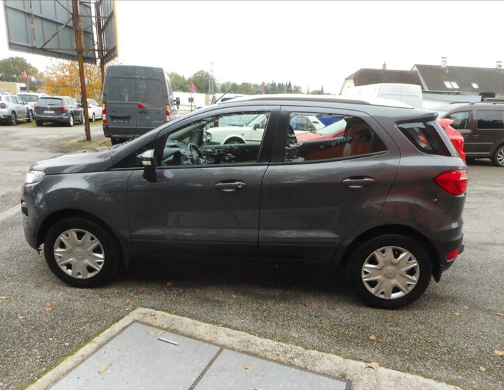 Ford EcoSport SUV / Terénní 1,5 l 82 kw