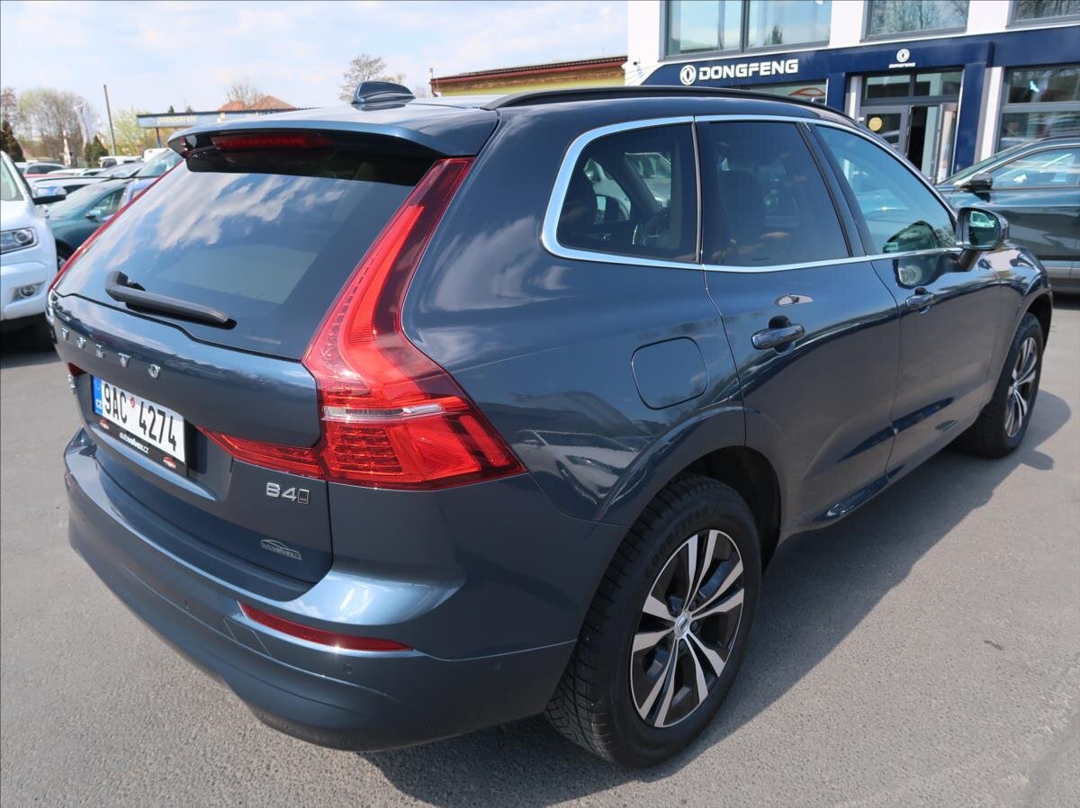 Volvo XC60 SUV / Terénní 2,0 l 145 kw