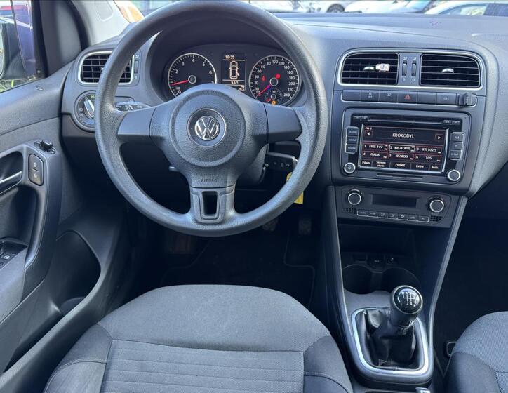 Volkswagen Polo 38