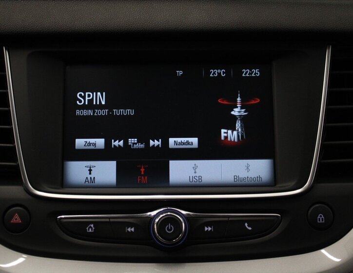 Opel Grandland X SUV / Terénní 1,2 l 96 kw