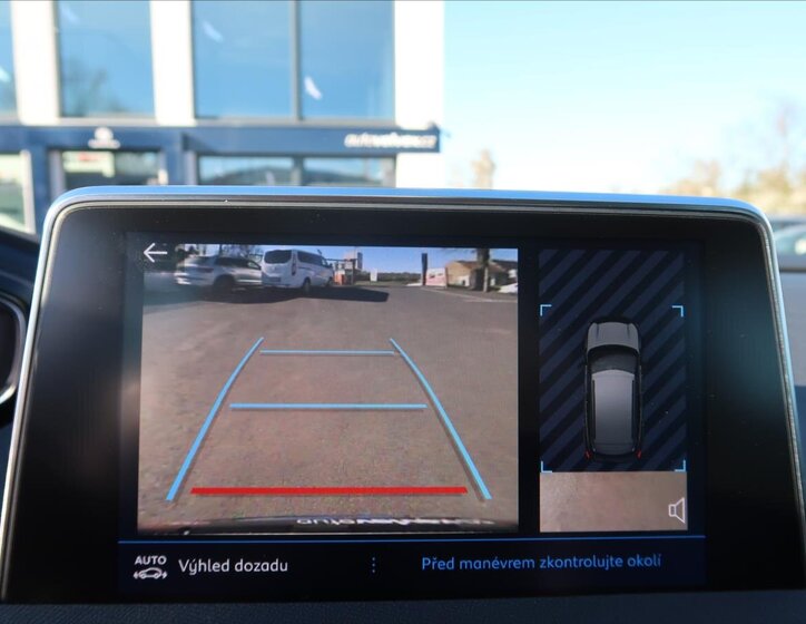 Peugeot 3008 SUV / Terénní 1,2 l 96 kw