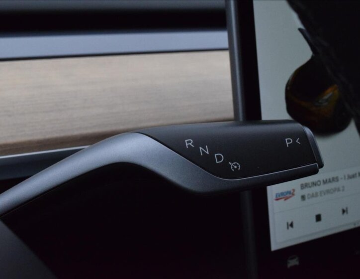 Tesla Model Y SUV / Terénní 0,0 378 kw