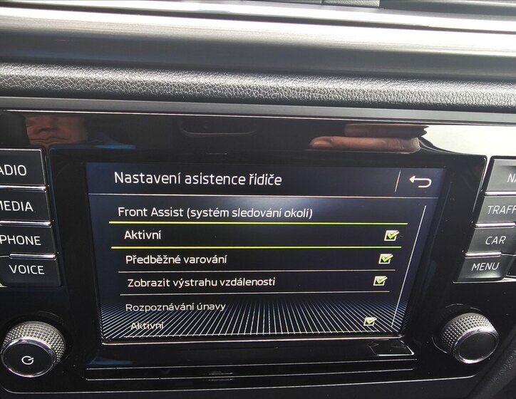 Škoda Rapid Hatchback 999,0 70 kw