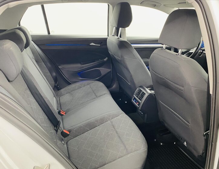 Volkswagen Golf Hatchback 999,0 81 kw