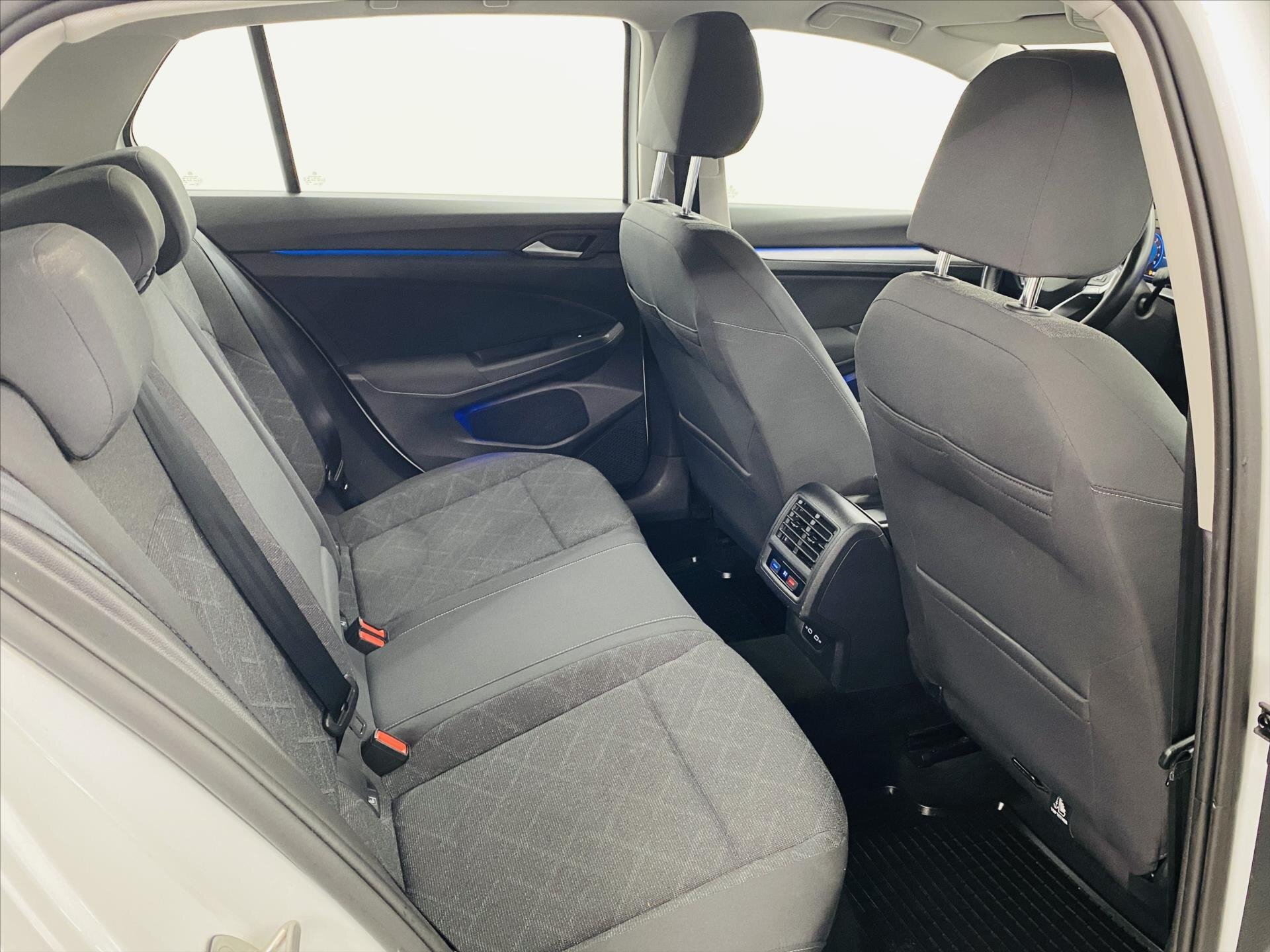 Volkswagen Golf Hatchback 999,0 81 kw