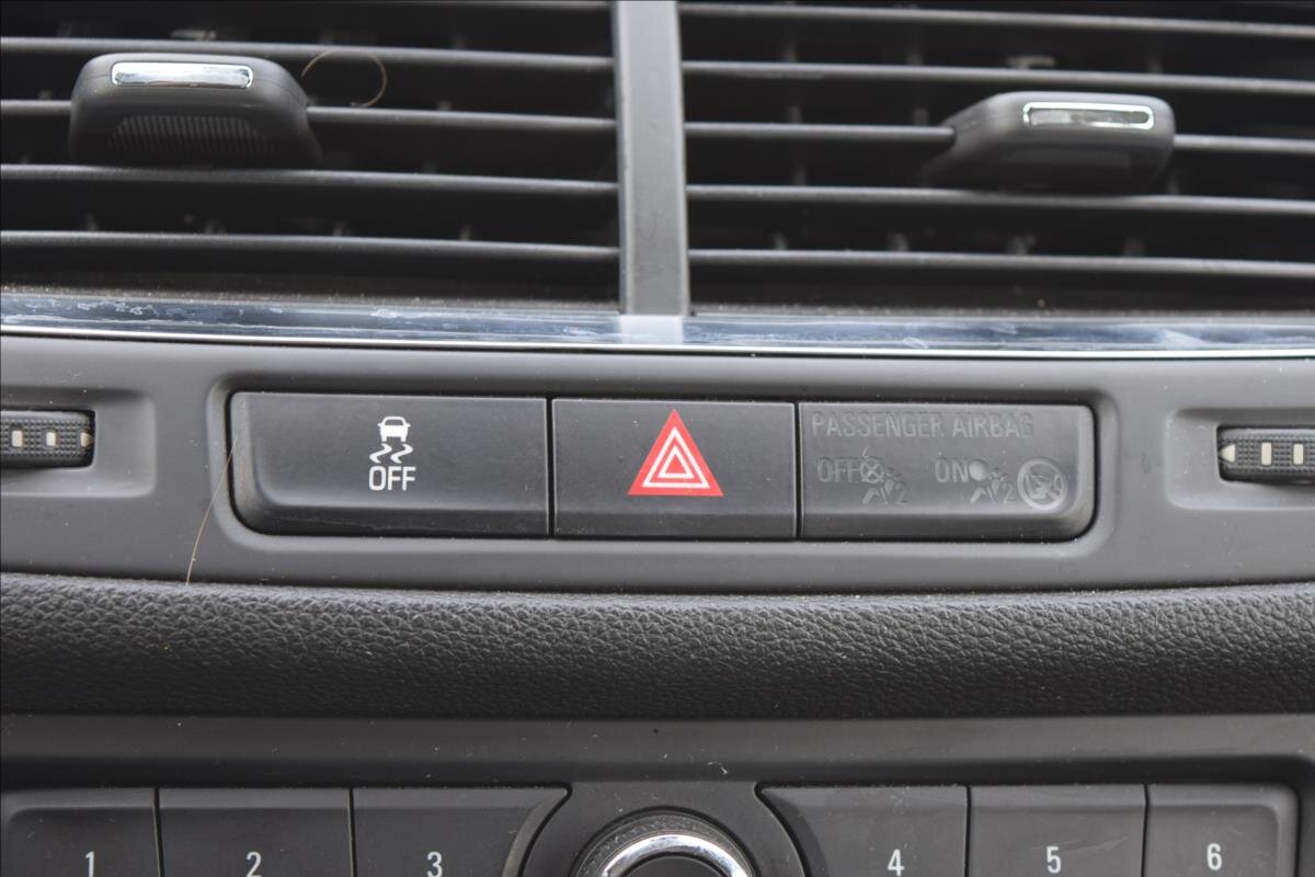 Opel Mokka SUV / Terénní 1,4 l 103 kw