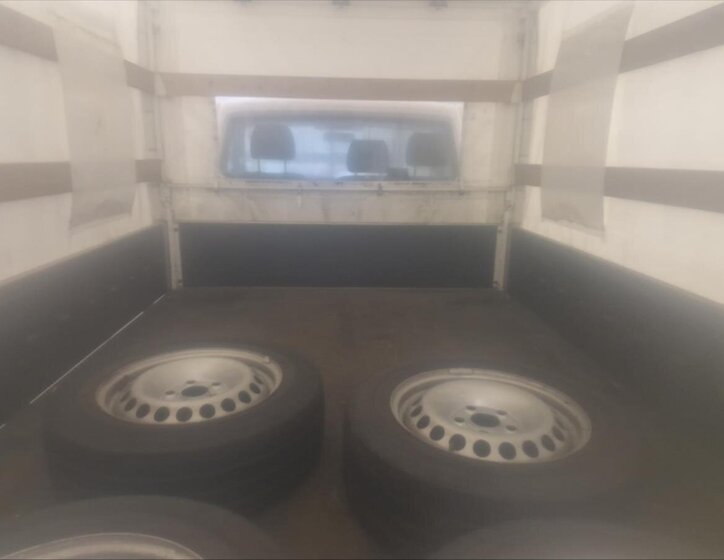 Volkswagen Transporter Valník 2,0 l 66 kw