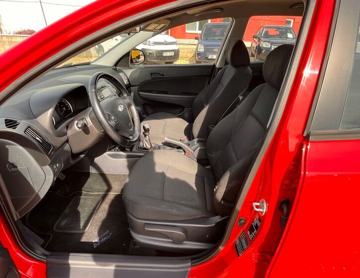 Hyundai i30 Kombi 1,6 l 66 kw