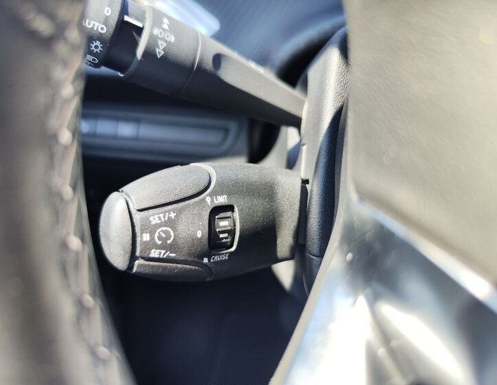 Peugeot 2008 SUV / Terénní 1,2 l 81 kw