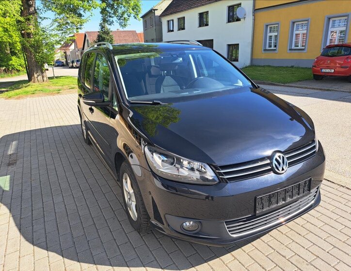Volkswagen Touran Kombi 1,6 l 77 kw