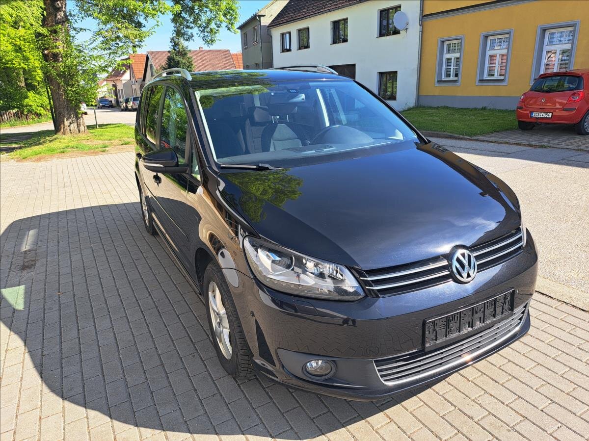 Volkswagen Touran Kombi 1,6 l 77 kw