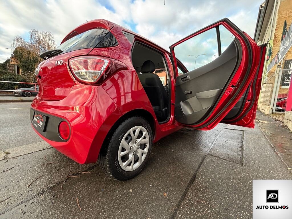Hyundai i10